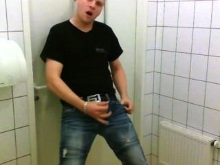 risky masturbat toilet