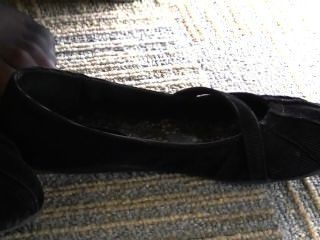 flats under table